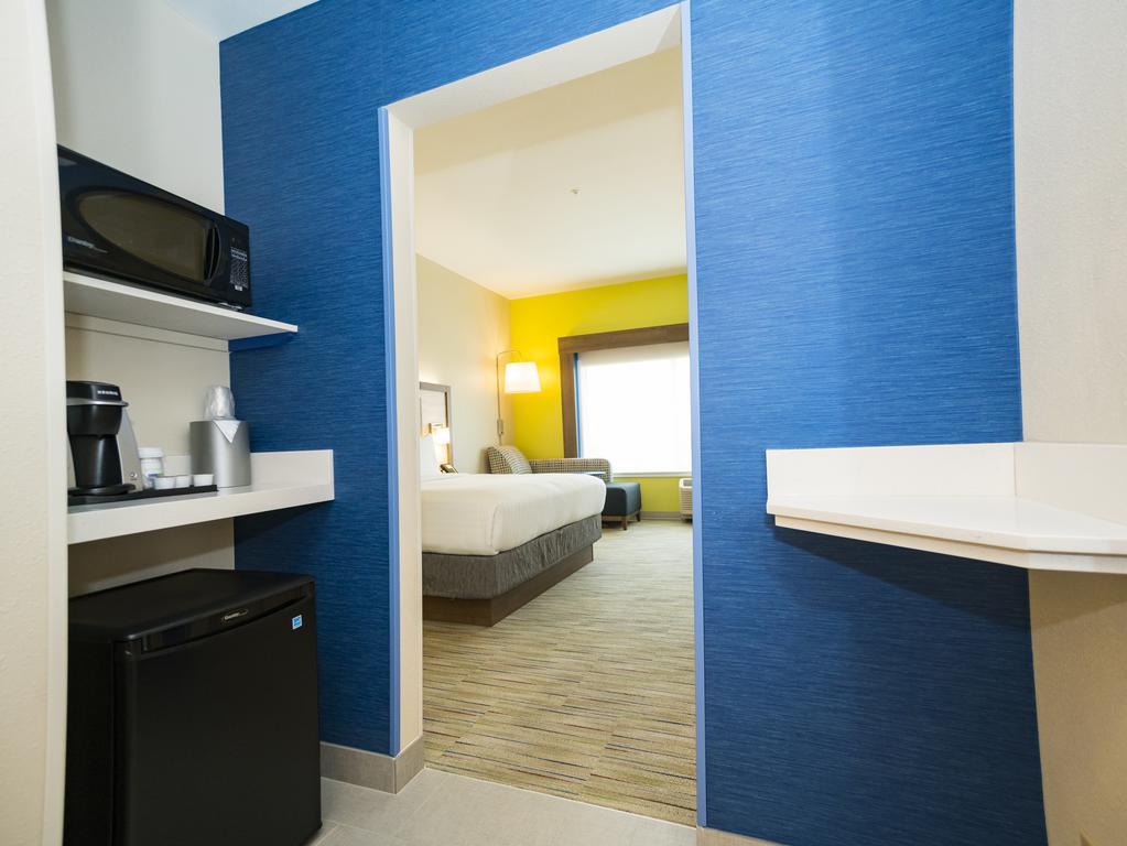 Holiday Inn Express & Suites - Southaven Central - Memphis By Ihg Rum bild
