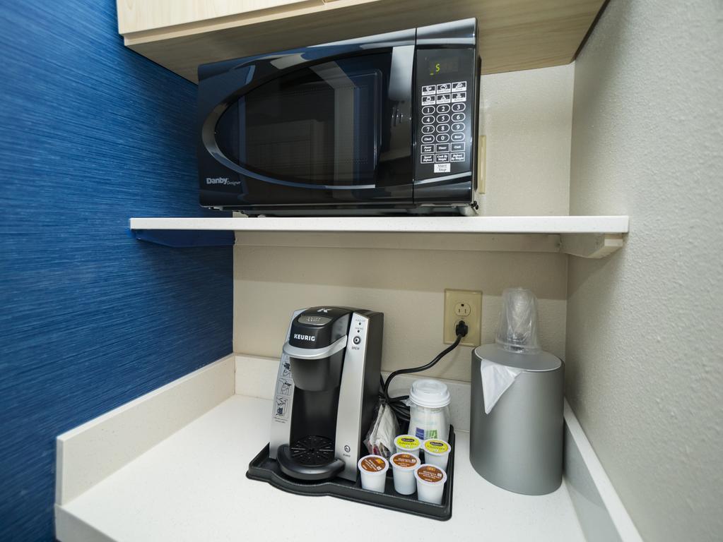 Holiday Inn Express & Suites - Southaven Central - Memphis By Ihg Rum bild