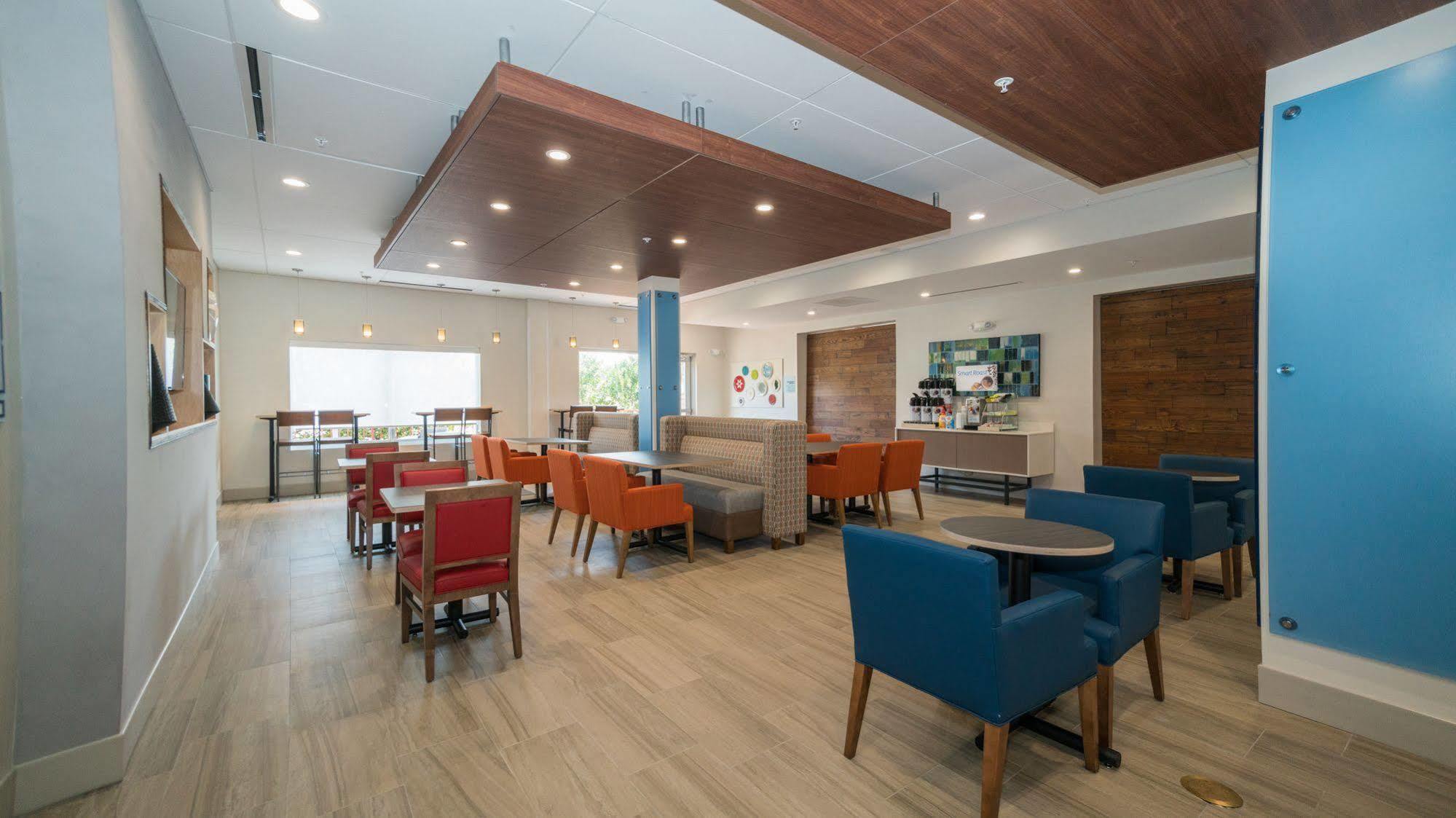 Holiday Inn Express & Suites - Southaven Central - Memphis, An Ihg Hotel Exteriör bild